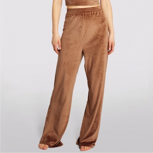 Skims Velour Track Pant - Picture 1 of 5